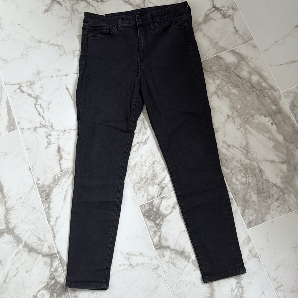 🥰Joe’s women’s black skinny jeans size 29